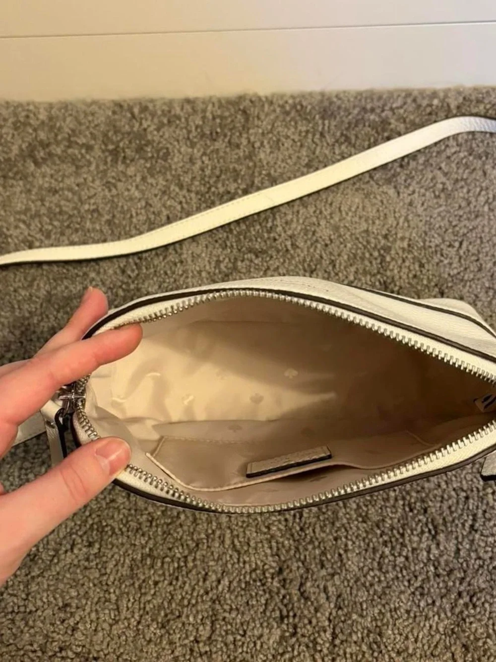 Kate Spade White Pebbled Leather Crossbody Bag